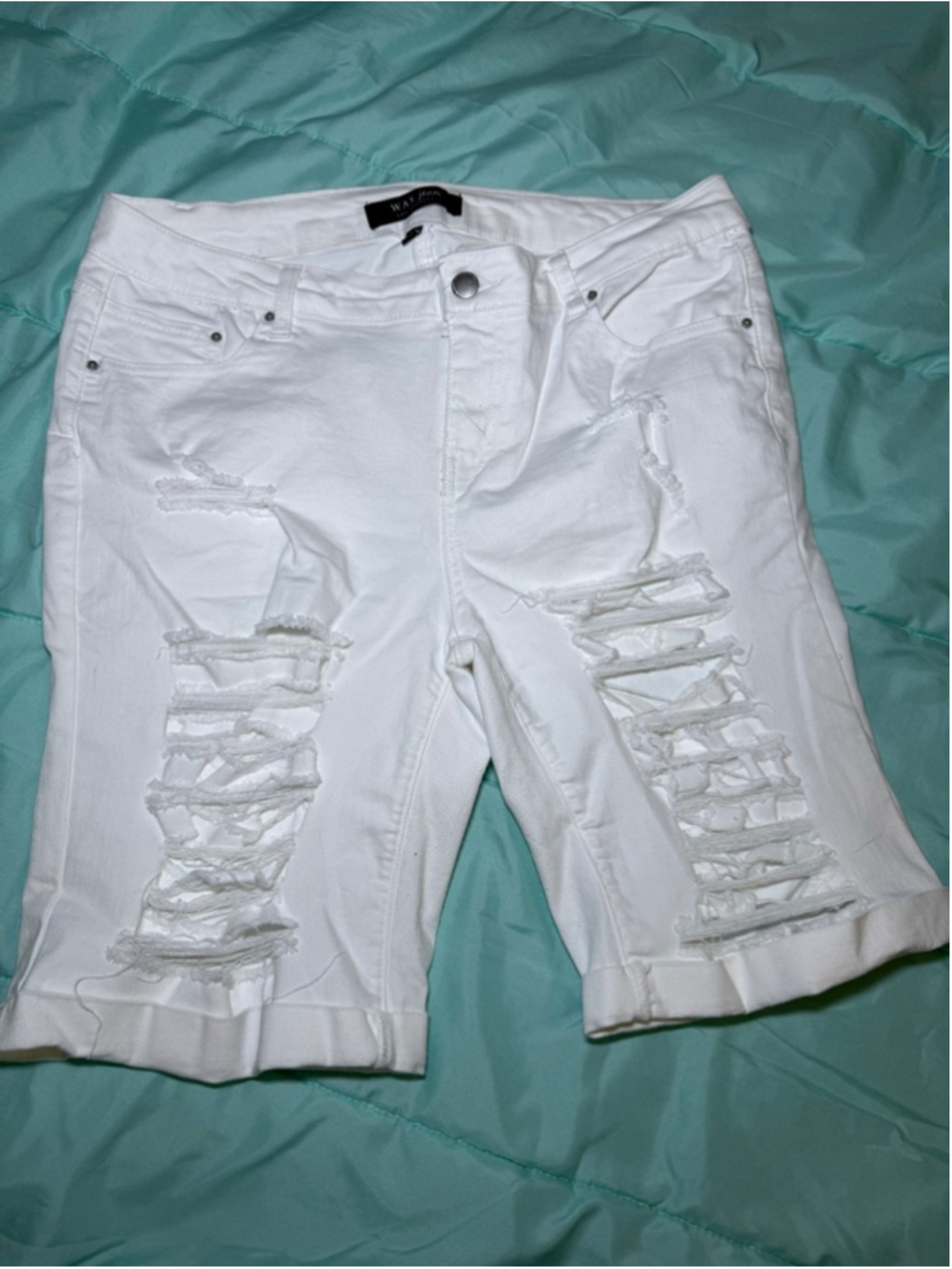Women's WAX Jean White Distressed Jean Shorts Plus Size 1X